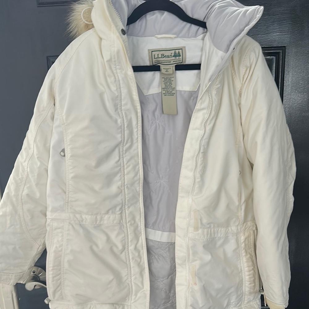 L.L. Bean Cream/white Winter Jacket goose down